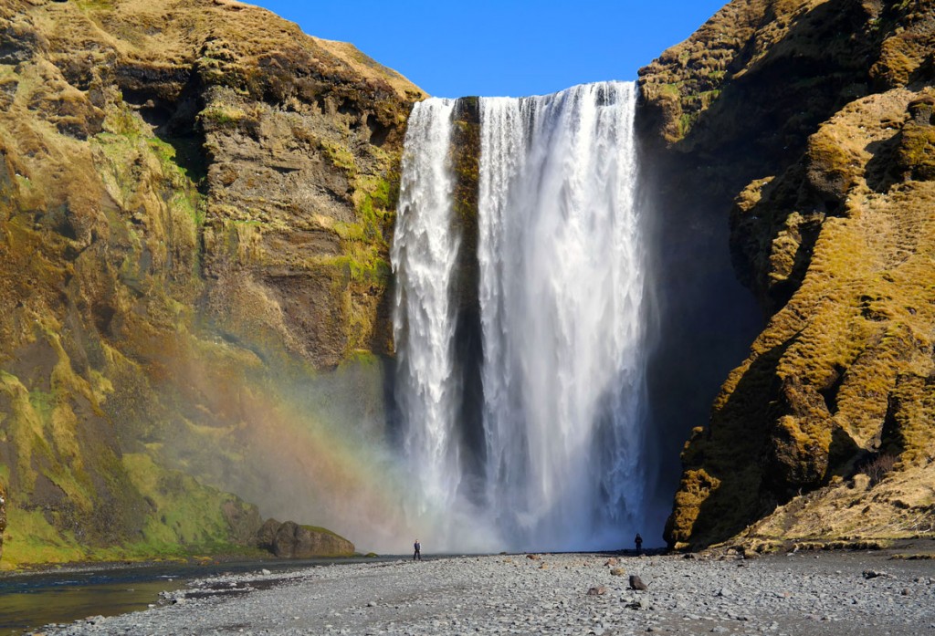 Island_Skogafoss_Waterfall